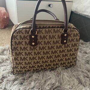 MICHAEL Michael Kors MK Signature Large Satchel Bag